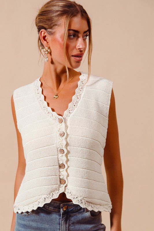Alondra’s Buttoned Knitted Vest
